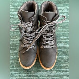 Toms Black and Tan Women's Lace-Up Ankle Booties